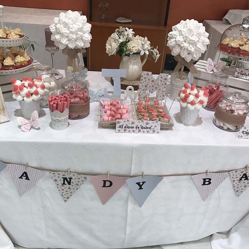 Cómo decorar una mesa de chuches para una boda. ¡Inspírate con nosotros!